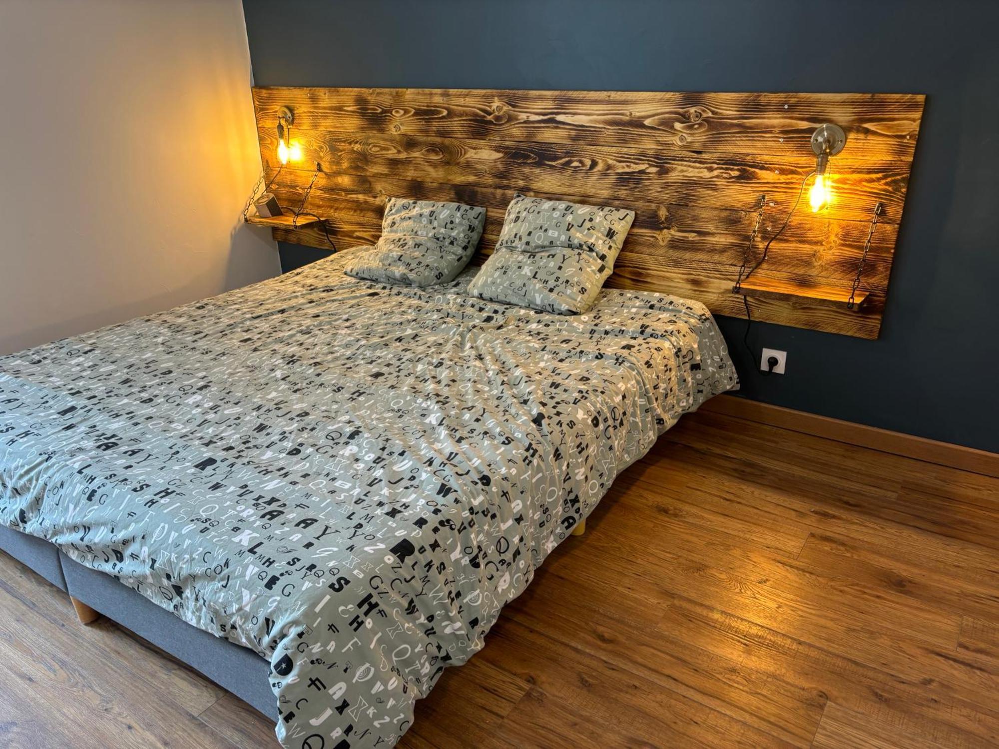 Appartement 6 Personnes - Lit King Size - Balneo - Wifi Le Puy-en-Velay Экстерьер фото